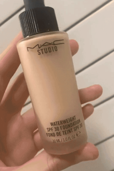MAC Studio Waterweight Concealer – كونسيلر خفيف الوزن من ماك