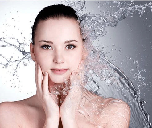 Eveline Cosmetics – Facemed+ Purifying Face Wash Gel (Original) إيفلين كوزمتيكس – فاسيميد+ جل غسول الوجه المنقّي